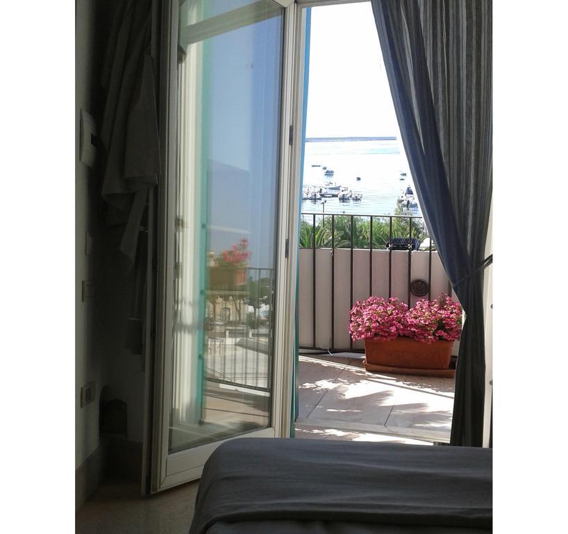 مانفريدونيا La Dolce Vista - B&B Di Charme المظهر الخارجي الصورة